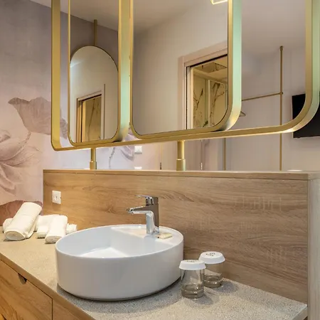 Salus Smart & Chic Hotell