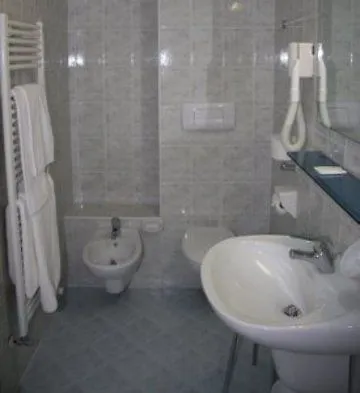 Salus Smart & Chic Hotell 4*